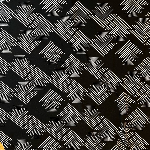 🚫DONATED🚫 - Picture 3 of 5